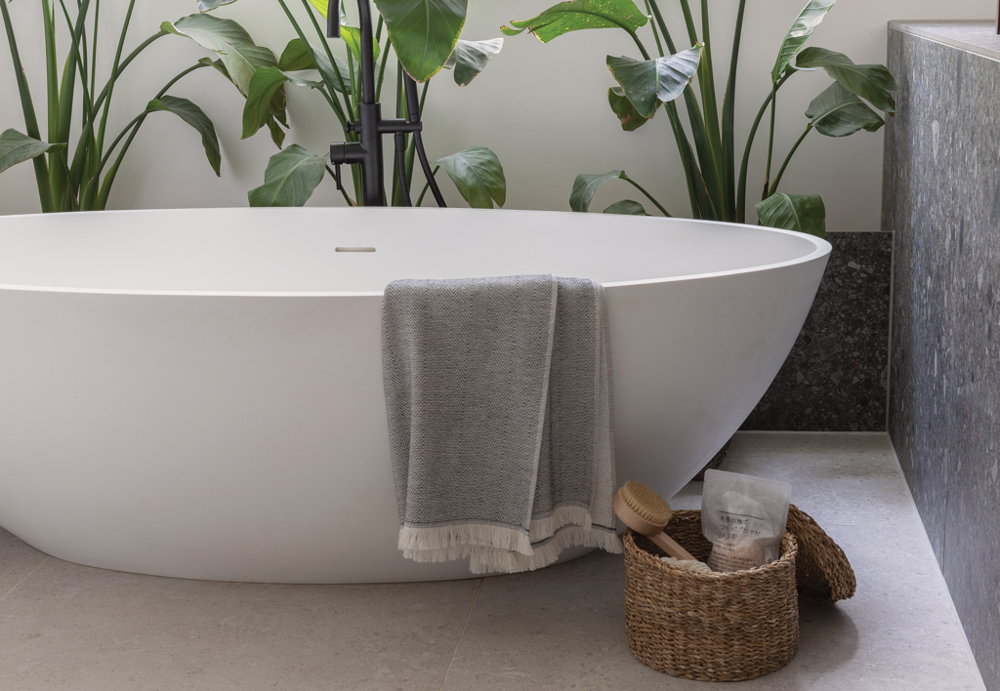 Ukiyo Hisako AWARE™ Four Seasons Handtuch/Decke 100x180cm